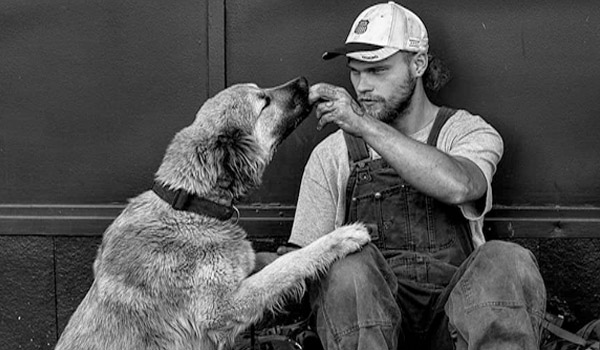 man-met-hond man-met-hond