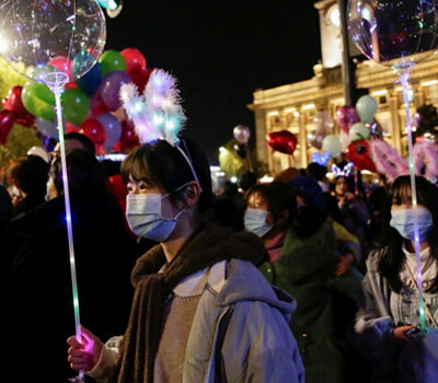 bakas-chinezen-met-ballonnen bakas-chinezen-met-ballonnen
