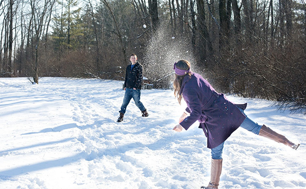 snowball-fight-578445_1920-1500x1000 snowball-fight-578445_1920-1500x1000