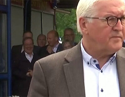 armin-laschet-zit-te-lachen