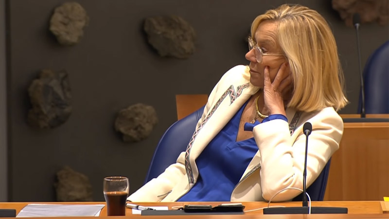 intro-kaag-trekt-vuur intro-kaag-trekt-vuur